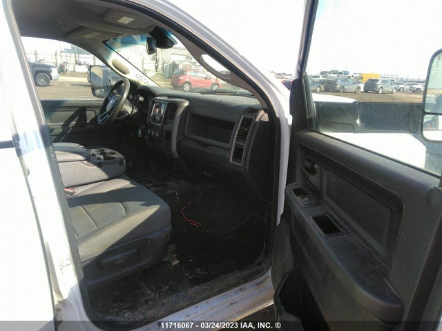RAM 3500 St 2018 3C63RRGL6JG118940 Image 6