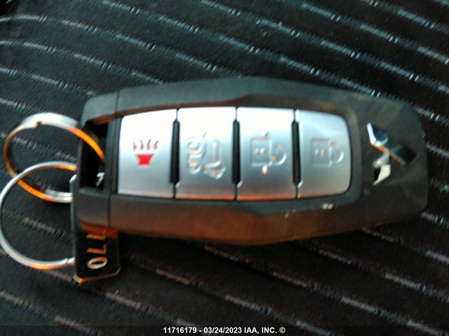JA4J4UA80NZ607694 Mitsubishi Outlander Se/black Edition