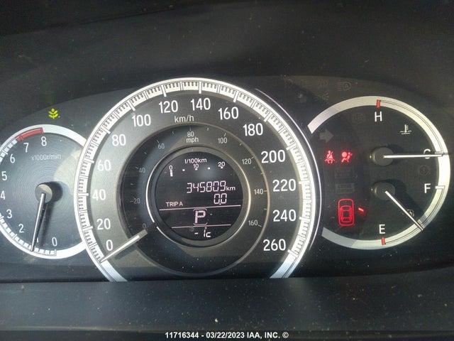 Honda ACCORD 2016 1HGCR2F38GA805945 Image 9