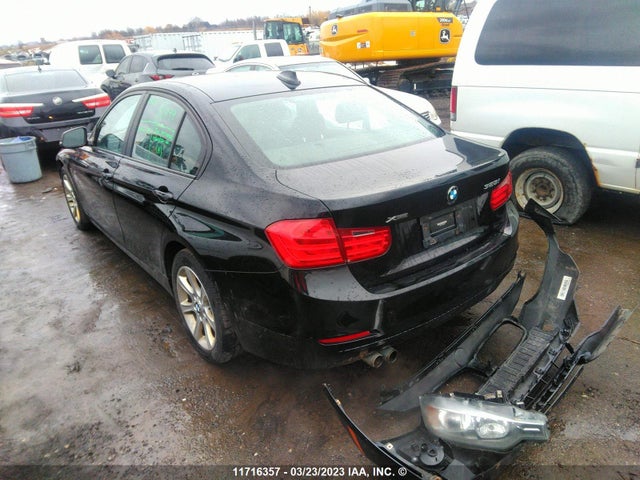 2013 Bmw 328 Xi მანქანა იყიდება აუქციონზე, vin: WBA3B3C56DF534622, აუქციონის ნომერი: 11716357