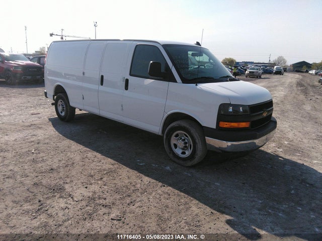 2020 1GCWGBFP7L1225830 main image
