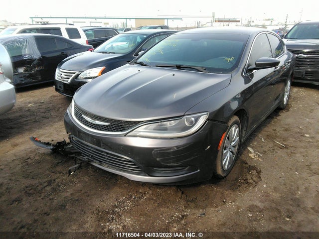 Chrysler 200 LX 2015 1C3CCCFB2FN726926 Image 2