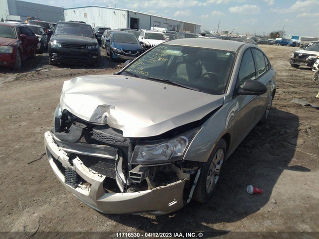 Chevrolet CRUZE LS 2014 1G1PL5SH8E7233444 Image 2