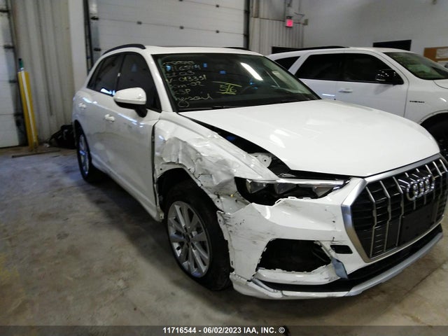 WA1AUCF3XN1013331 Audi Q3 Premium 40