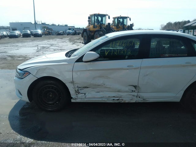 3VWN57BUXKM121292 Volkswagen JETTA S