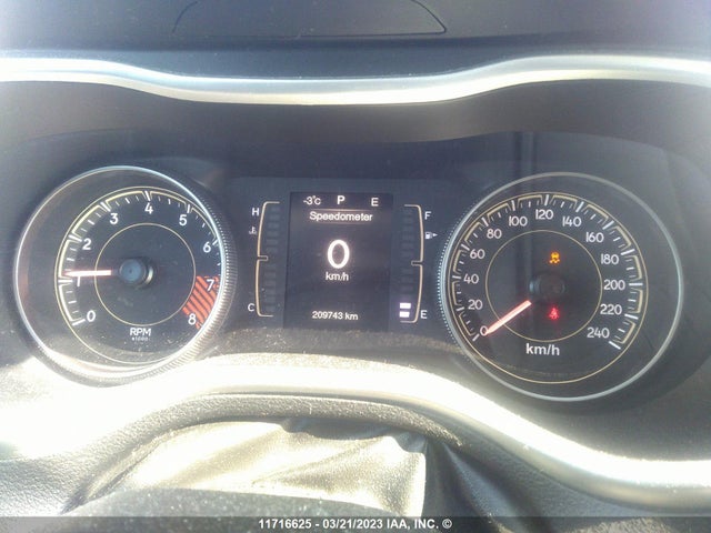 1C4PJMAS8EW126162 Jeep Cherokee Sport
