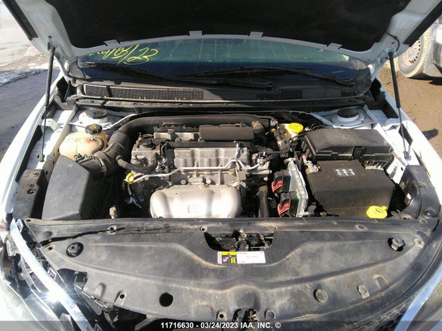 1C3CCCFB4FN708928 Chrysler 200 LX