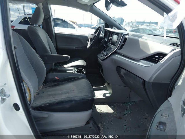 Toyota SIENNA LE 2020 5TDKZ3DC4LS051619 Image 5