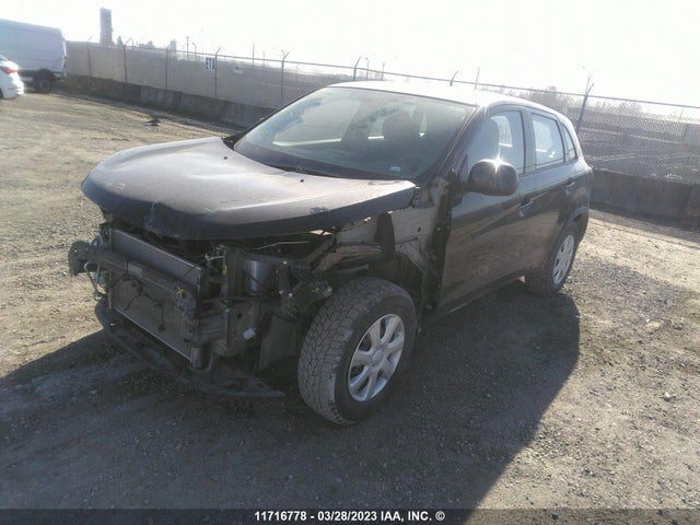 JA4AJUAU4NU604784 Mitsubishi RVR ES