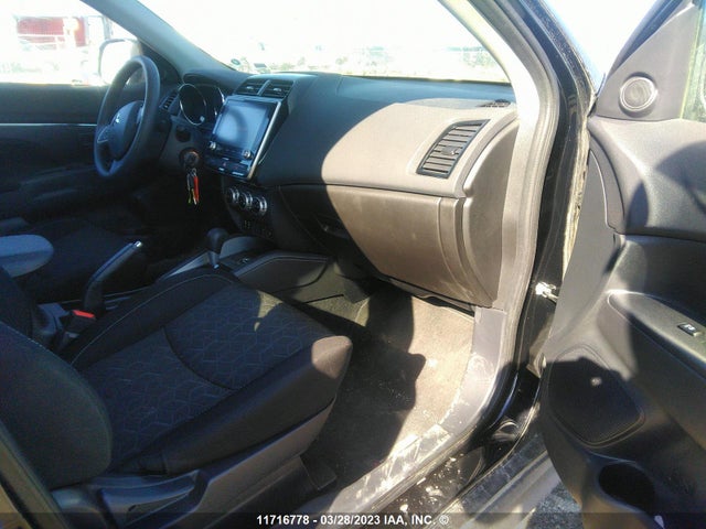 JA4AJUAU4NU604784 Mitsubishi RVR ES