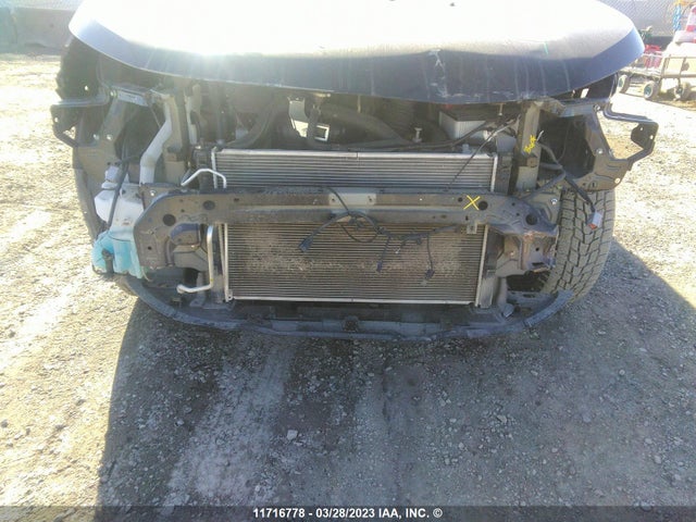 JA4AJUAU4NU604784 Mitsubishi RVR ES