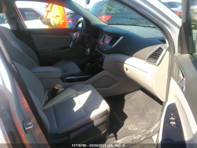 Hyundai TUCSON SE 2016 KM8J23A43GU142889 Image 5