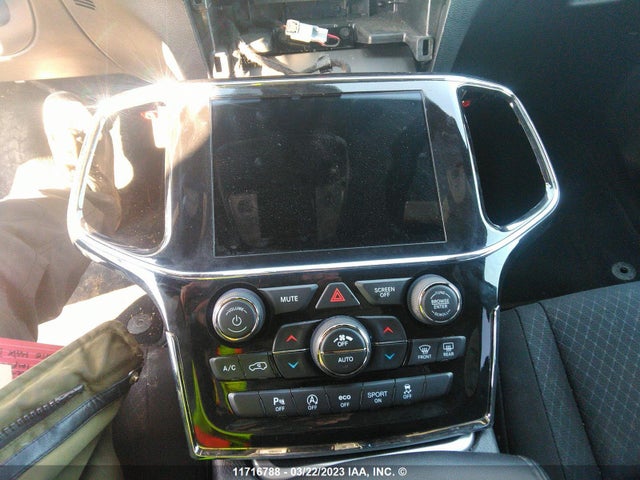 1C4RJFAG9MC639260 Jeep Grand Cherokee Laredo