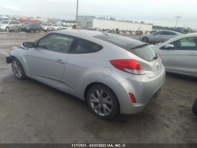 Hyundai VELOSTER 2017 KMHTC6AD8HU318957 Image 3