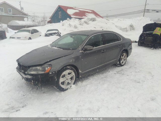 Volkswagen PASSAT SE 2012 1VWBN7A37CC063317 Image 2