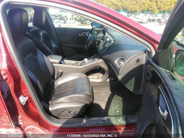 Chrysler 200 C 2015 1C3CCCCB2FN588969 Image 5