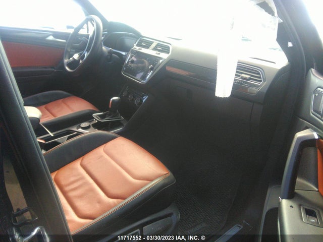 3VV4B7AX3LM110009 Volkswagen Tiguan Sel Premium R-line