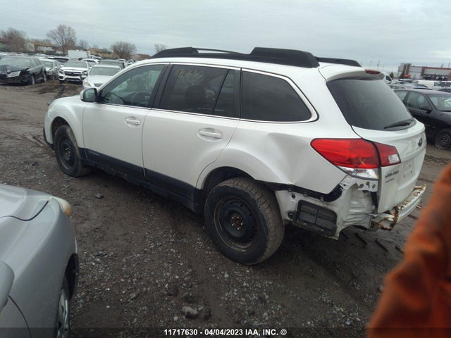 4S4BRGDC8E3249286 Subaru Outback 2.5i Premium