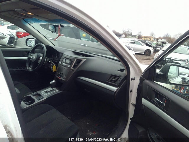 4S4BRGDC8E3249286 Subaru Outback 2.5i Premium