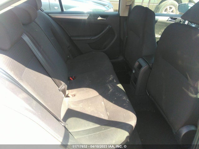 3VW267AJ6GM234946 Volkswagen JETTA S