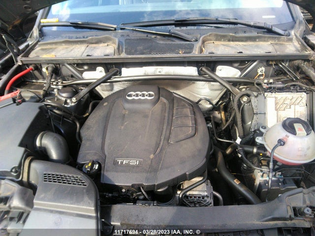 WA1BNAFY8J2050125 Audi Q5 Premium Plus