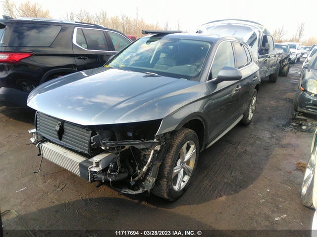 WA1BNAFY8J2050125 Audi Q5 Premium Plus
