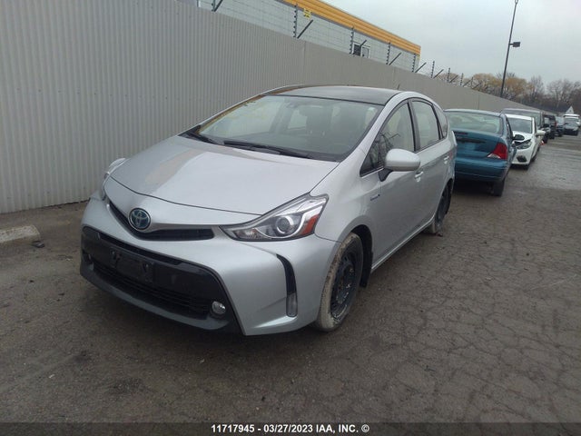 Toyota PRIUS V 2016 JTDZN3EU3GJ043029 Image 2