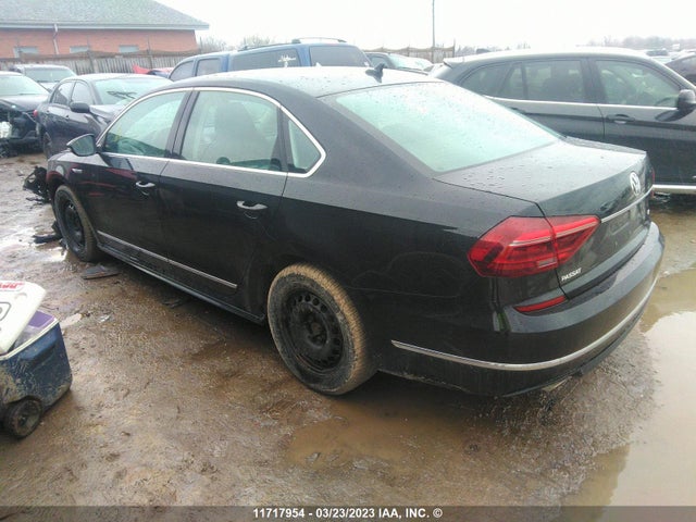 Volkswagen Passat Highline W/ R-line 2017 1VWET7A37HC085084 Image 3