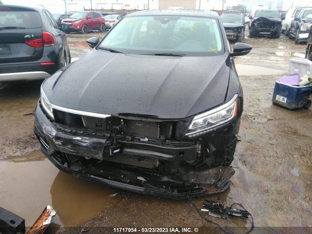 Volkswagen Passat Highline W/ R-line 2017 1VWET7A37HC085084 Image 6
