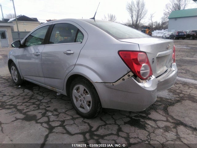 Chevrolet SONIC LT 2012 1G1JC5EH4C4192021 Image 4