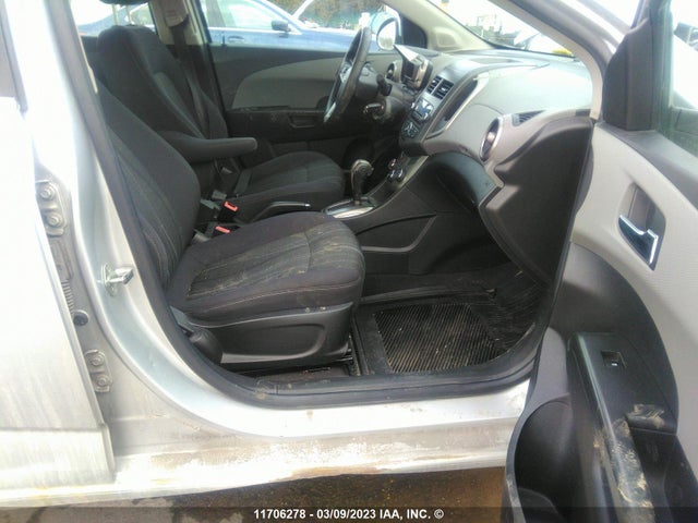 Chevrolet SONIC LT 2012 1G1JC5EH4C4192021 Image 6