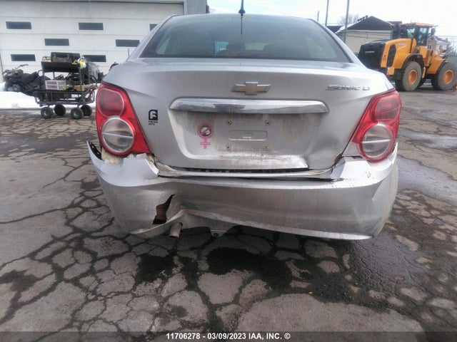 Chevrolet SONIC LT 2012 1G1JC5EH4C4192021 Image 7