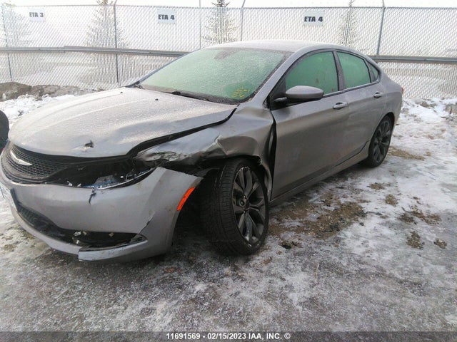 1C3CCCBG1FN674268 Chrysler 200 S