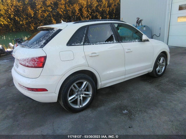 WA1ECCFS5JR031582 Audi Q3 PREMIUM