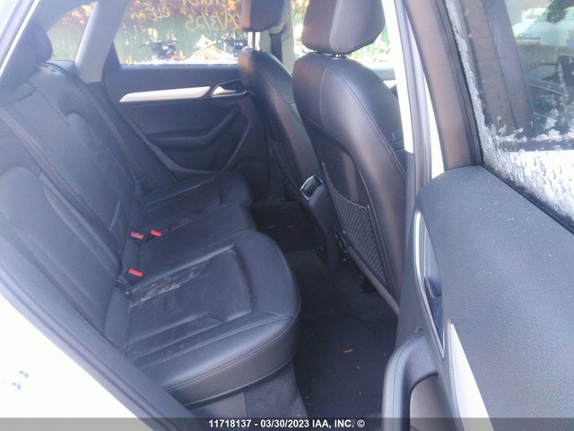 WA1ECCFS5JR031582 Audi Q3 PREMIUM