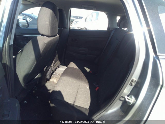 JA4AJUAU8MU600588 Mitsubishi RVR ES