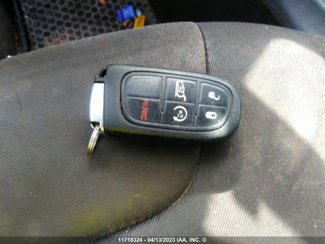1C4PJMCB0EW306250 Jeep Cherokee Latitude