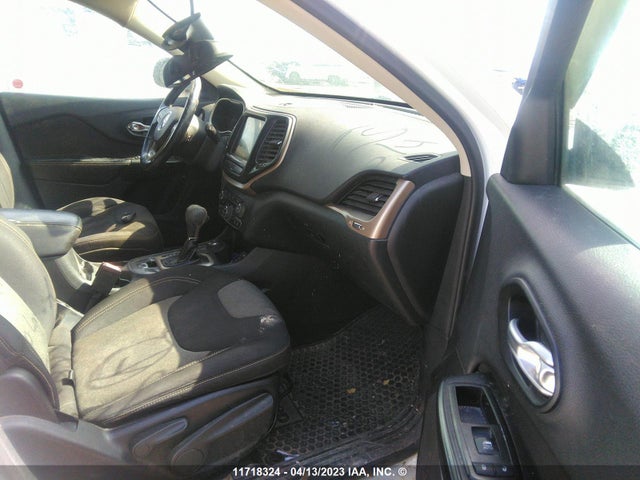 1C4PJMCB0EW306250 Jeep Cherokee Latitude