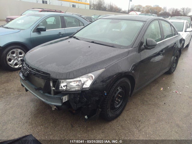 Chevrolet Cruze 2015 1G1P75SZ8F7239095 Image 2