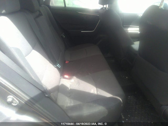 Toyota RAV4 LE 2019 2T3Z1RFV9KC002390 Image 8