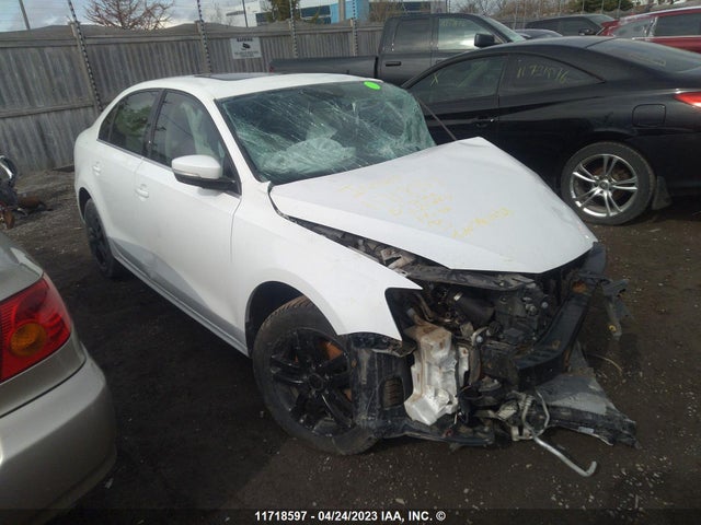 3VWDA7AJ4FM246938 auction archive image