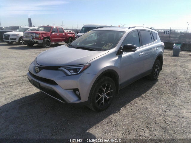 Toyota RAV4 SE 2018 2T3JFREV2JW787428 Image 2