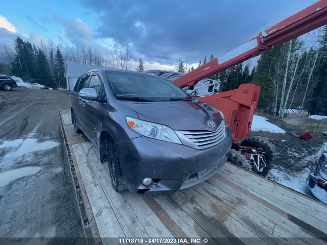 Toyota Sienna Xle/limited 2013 5TDYK3DC6DS318422 main image