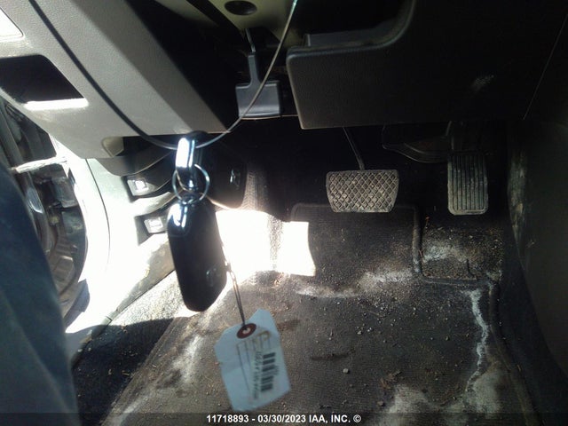 Honda CR-V LX 2018 2HKRW2H29JH118818 Image 3