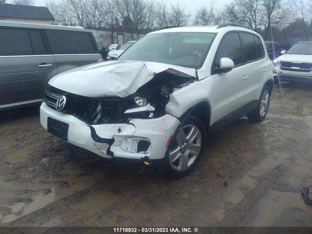 Продажа на аукционе авто 2016 Volkswagen Tiguan Comfort/high/r-line/sp Ed, vin: WVGJV7AX9GW580023, номер лота: 11718932