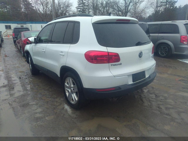 Продажа на аукционе авто 2016 Volkswagen Tiguan Comfort/high/r-line/sp Ed, vin: WVGJV7AX9GW580023, номер лота: 11718932