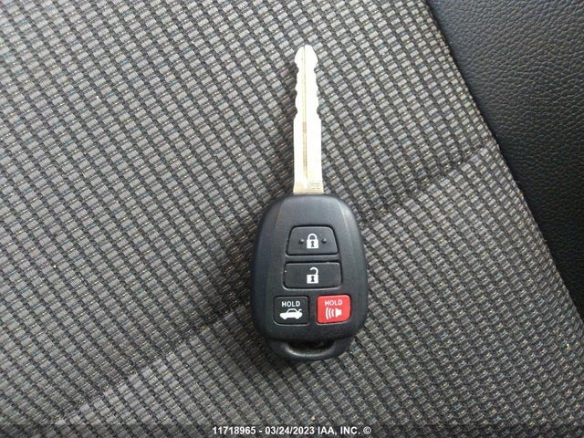 Toyota COROLLA 2017 2T1BURHE7HC937141 Image 3