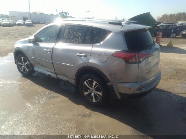 Toyota RAV4 LE 2018 2T3ZFREV6JW407929 Image 3