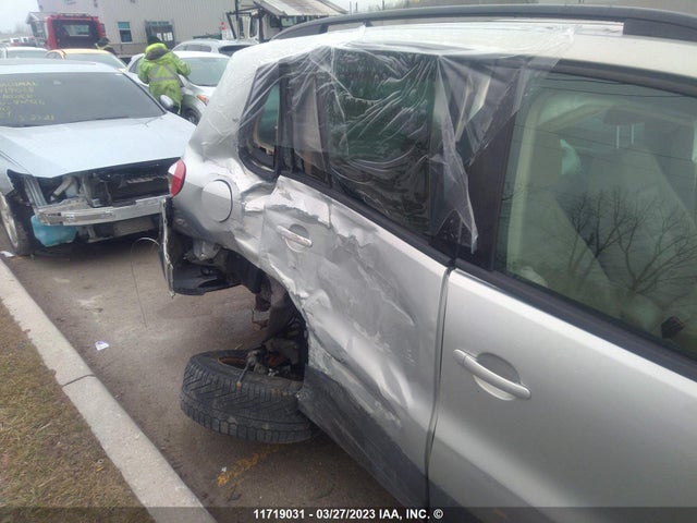 WVGJV3AX3EW573137 Volkswagen Tiguan S/se/sel/r-line