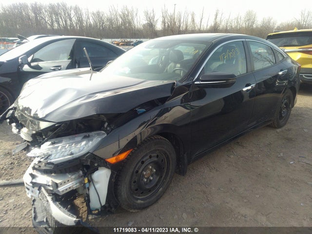 Honda Civic Touring 2019 2HGFC1F98KH102398 Image 2